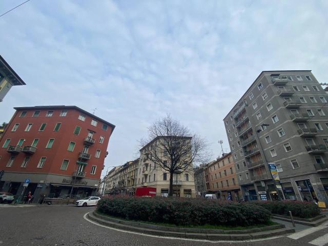 Negozio in affitto a Milano