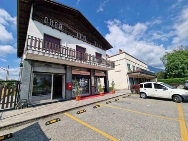 Negozio in affitto a Montalto Dora
