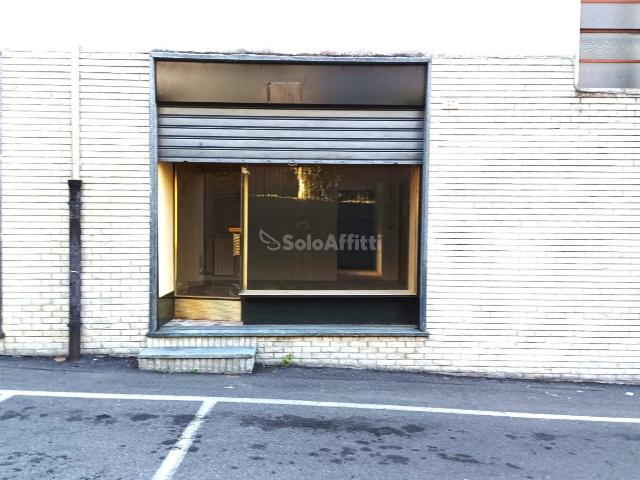 Negozio in affitto a Morazzone