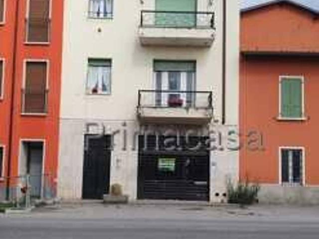 Negozio in affitto a Nuvolento