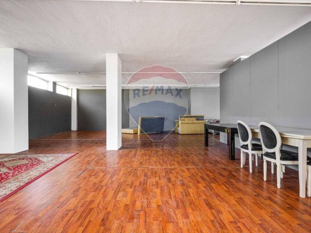Negozio in affitto a Busto Arsizio