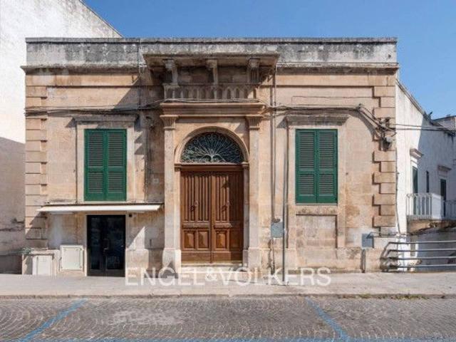 Negozio in affitto a Ostuni