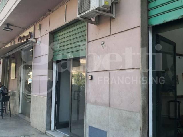 Negozio in affitto a Palermo