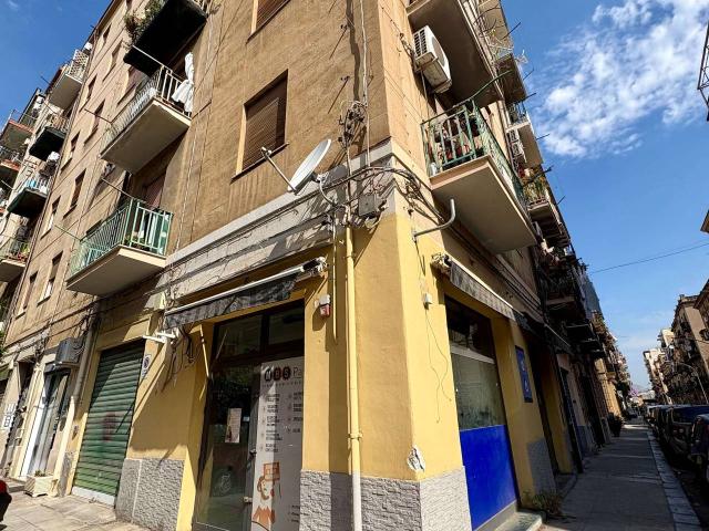 Negozio in affitto a Palermo