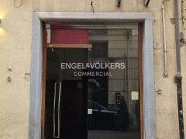 Negozio in affitto a Palermo