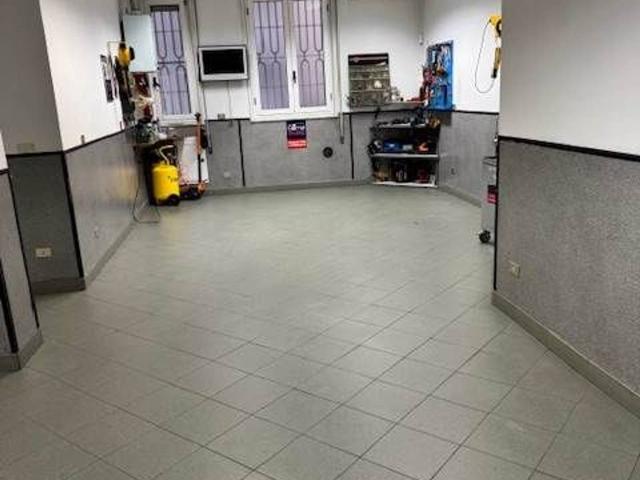 Negozio in affitto a Parma