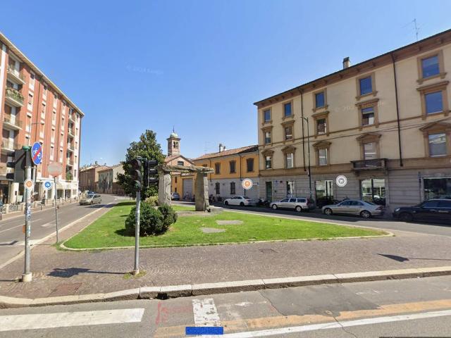 Negozio in affitto a Piacenza, Centro storico