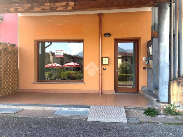 Negozio in affitto a Pian Camuno