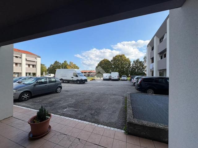 Negozio in affitto a Pieve del Grappa