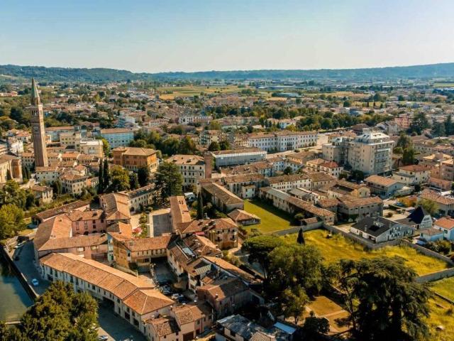 Negozio in affitto a Pieve Di Soligo