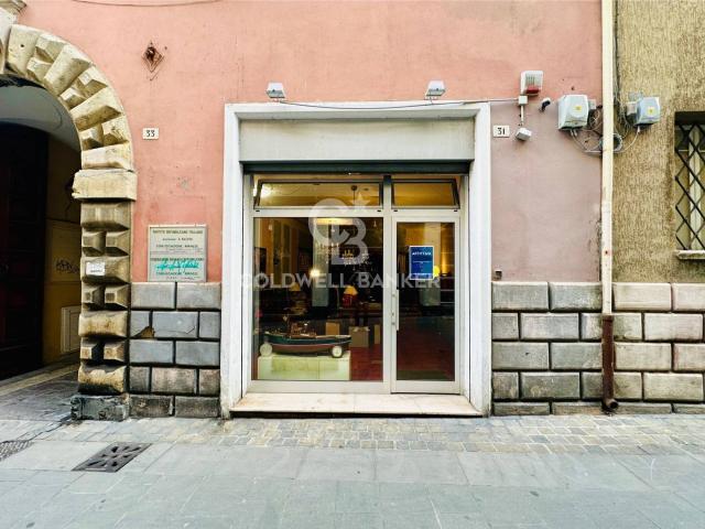 Negozio in affitto a Rimini, Centro storico