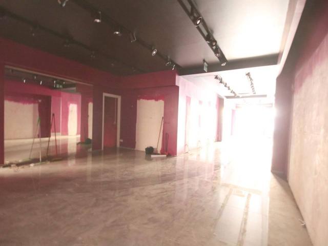 Negozio in affitto a Roma