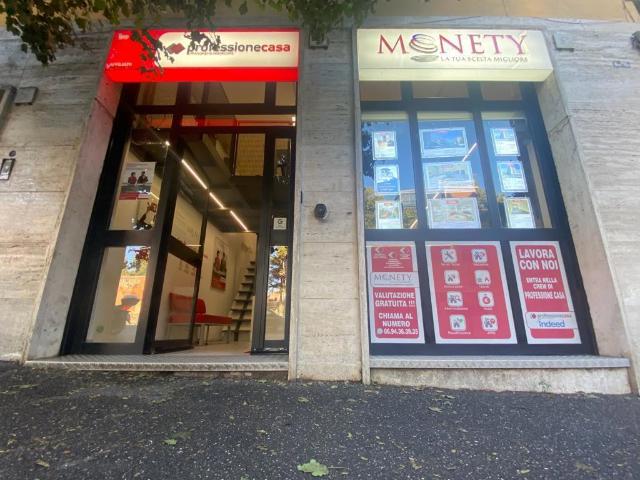 Negozio in affitto a Roma