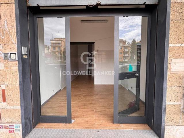 Negozio in affitto a Roma