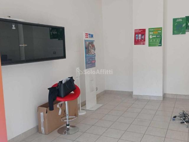 Negozio in affitto a Roma