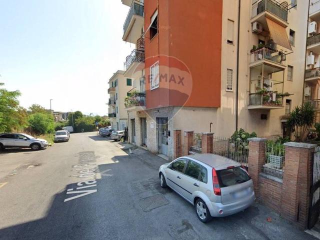 Negozio in affitto a Roma