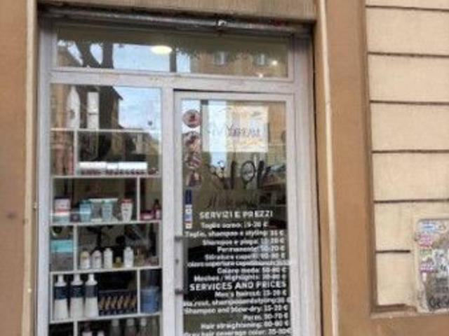 Negozio in affitto a Roma