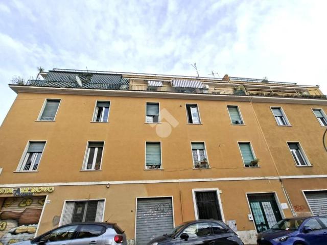 Negozio in affitto a Roma