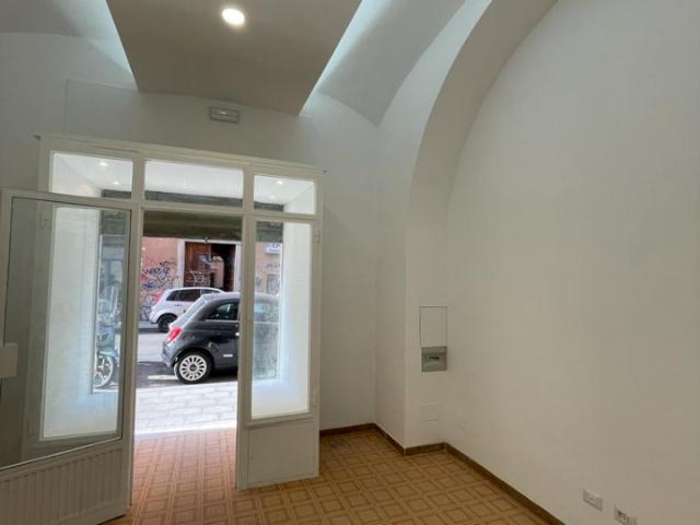 Negozio in affitto a Roma