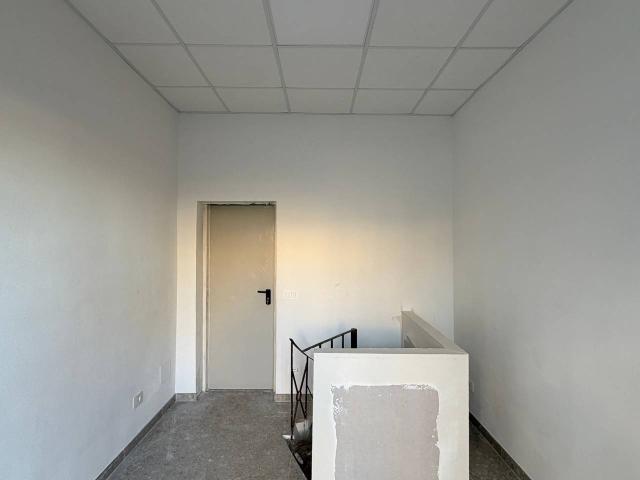 Negozio in affitto a Roma