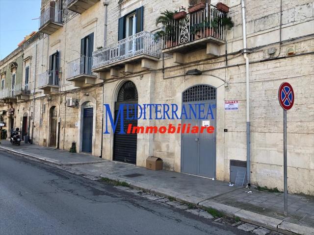 Negozio in Affitto a Ruvo di Puglia