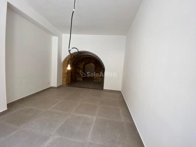 Negozio in affitto a Sciacca
