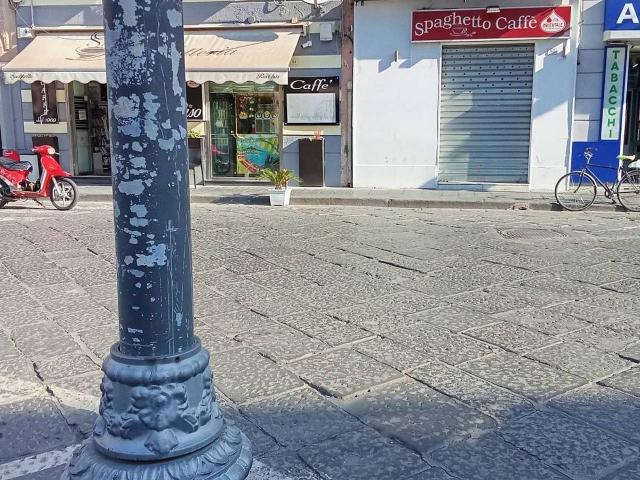 Negozio in affitto a Santa Maria Capua Vetere
