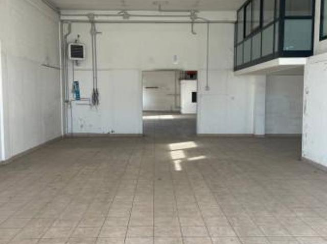 Negozio in affitto a Santarcangelo Di Romagna