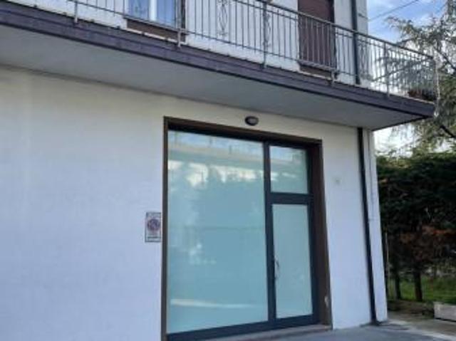 Negozio in affitto a Santarcangelo Di Romagna