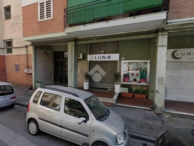 Negozio in affitto a San Giorgio A Cremano