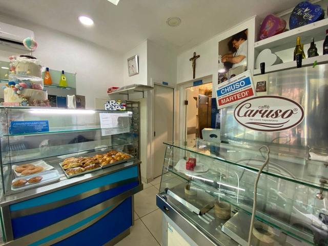 Negozio in affitto a San Giorgio A Cremano