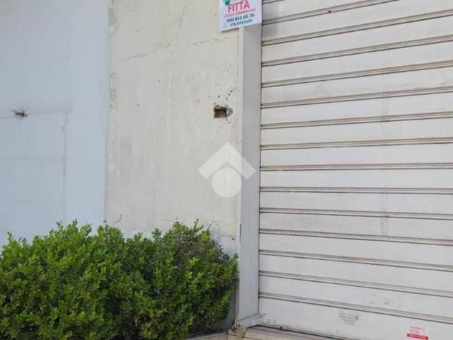 Negozio in affitto a San Marcellino