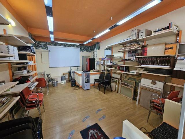 Negozio in affitto a San Severino Marche