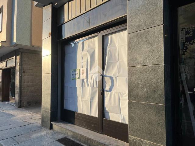 Negozio in affitto a Saluzzo