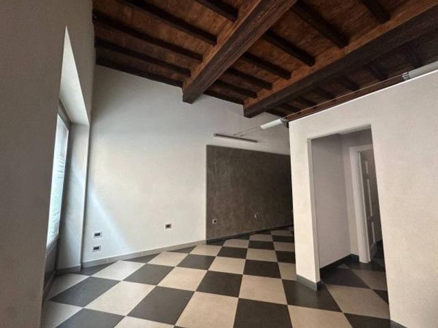 Negozio in affitto a Savigliano