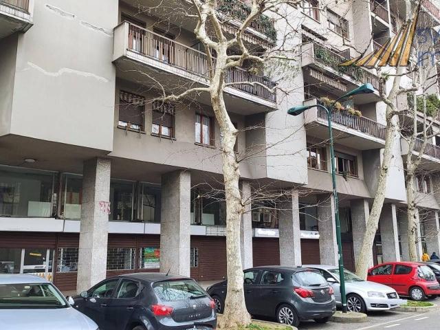 Negozio in affitto a Sesto San Giovanni