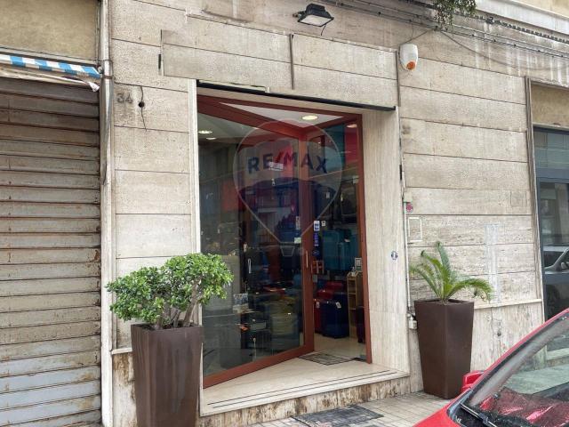 Negozio in affitto a Siracusa