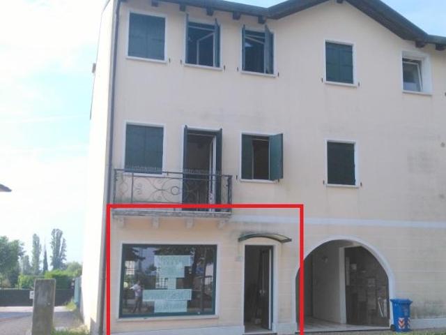 Negozio in affitto a Spresiano