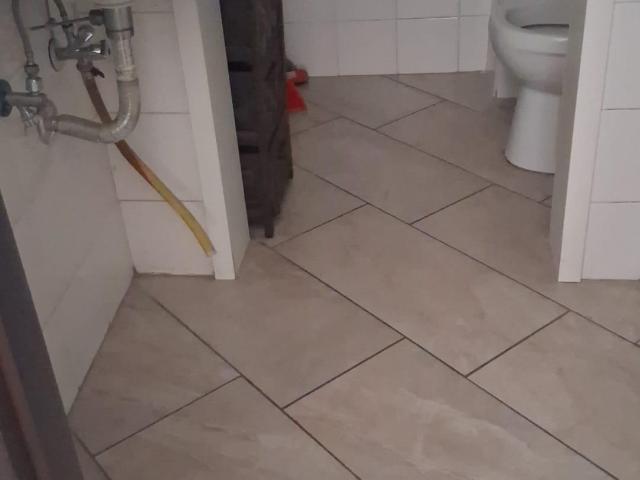 Negozio in affitto, Napoli vomero