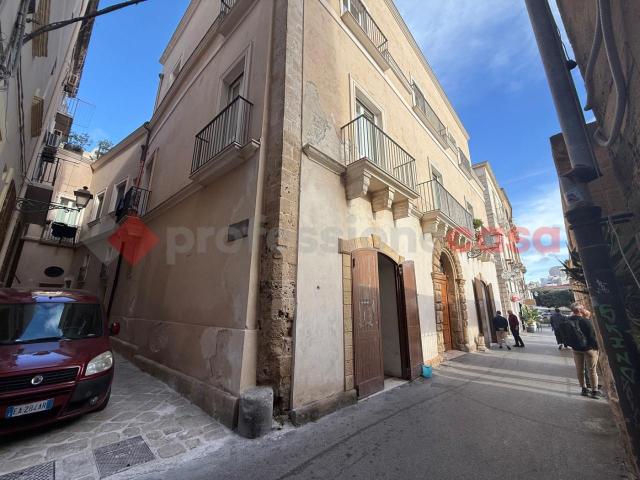 Negozio in vendita a Taranto