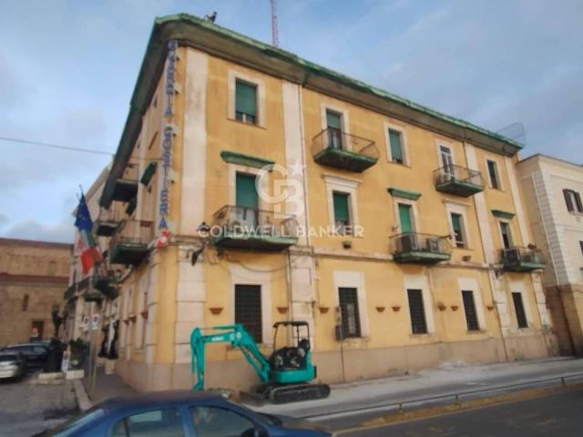 Negozio in vendita a Taranto