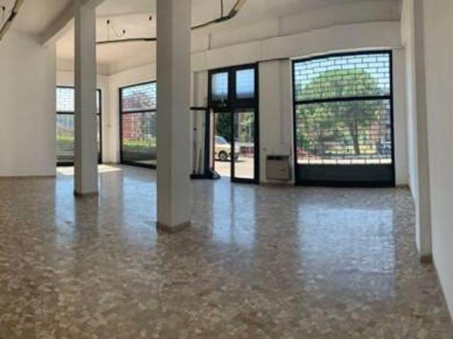 Negozio in vendita a Terni