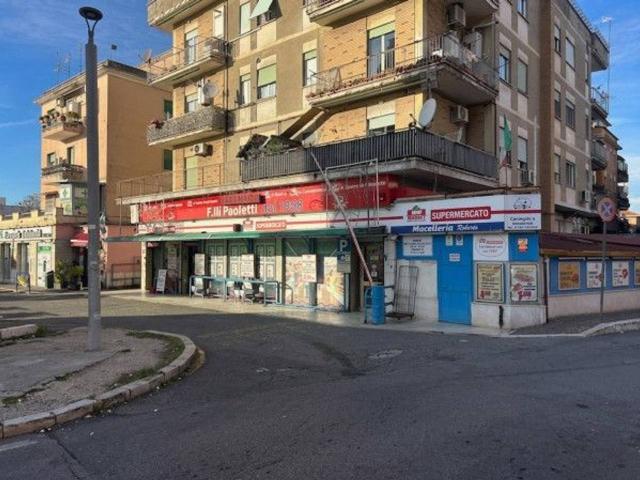 Negozio in vendita a Tivoli