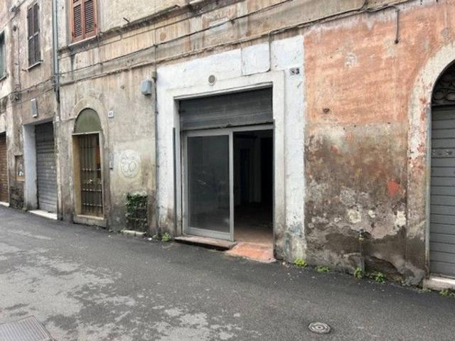 Negozio in vendita a Tivoli