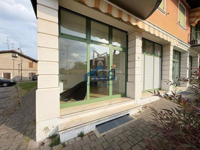 Negozio in vendita a Torbole Casaglia