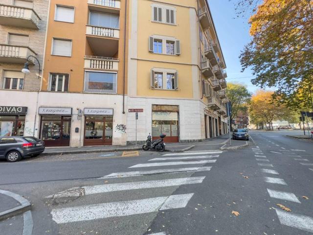 Negozio in vendita a Torino