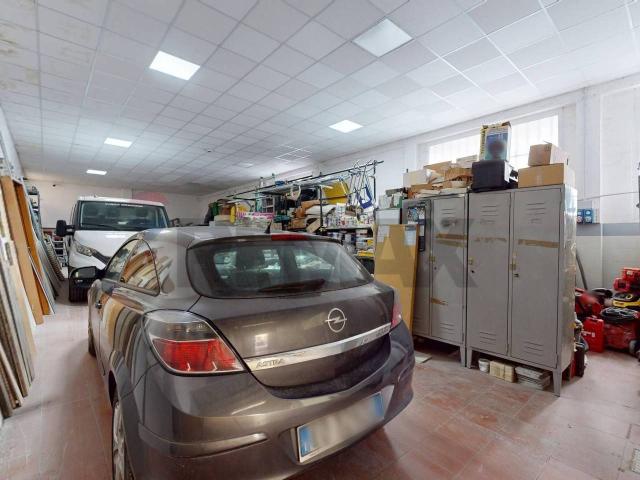 Negozio in vendita a Torino