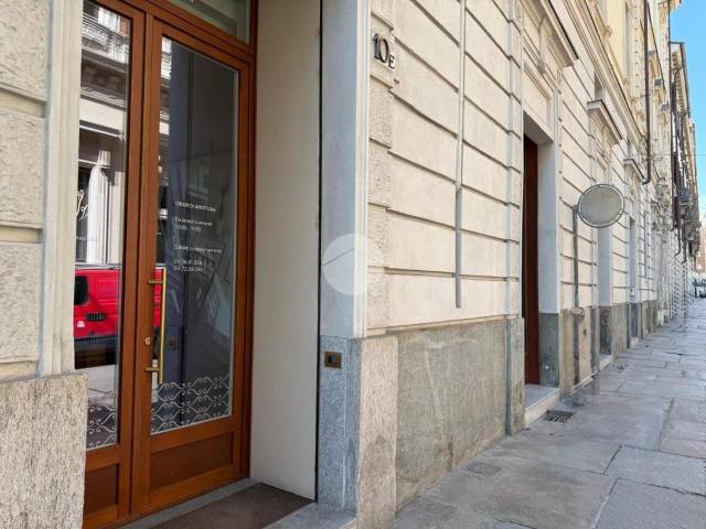Negozio in vendita a Torino