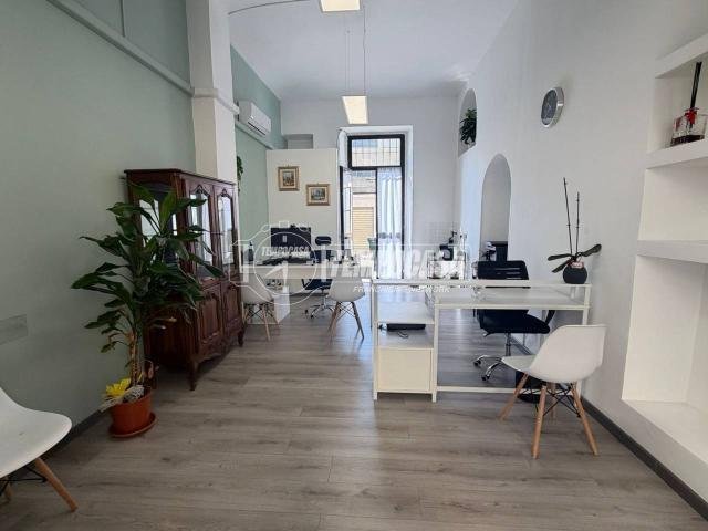 Negozio in vendita a Torino