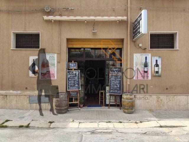 Negozio in vendita a Trapani